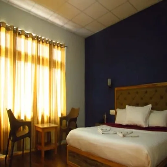 hotel with meeting room in katao road, lachung - jaingroup lachung eyes