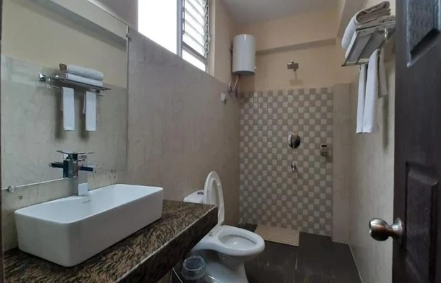 budget friendly resort in le coxy resort, lachung - summit alpine resort, lachung