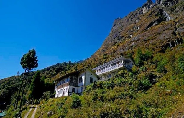 spa resort in le coxy resort, lachung - summit alpine resort, lachung