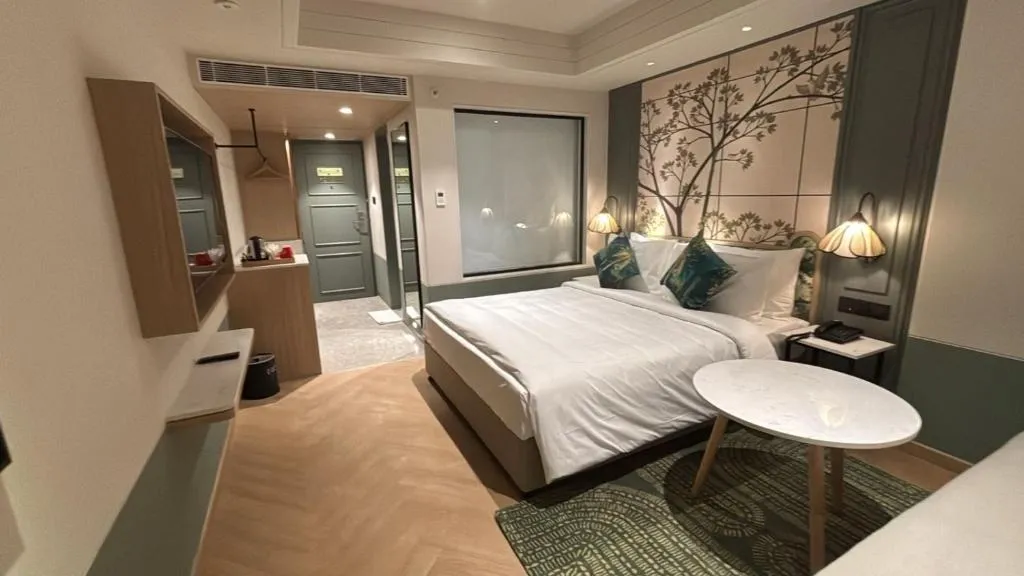 hotel in khandala, lonavala for family - amoravida by 7 apple resorts khandala