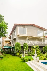hotel with gym in valvan, lonavala - elivaas moonstone meadows 1 suite room with shared pool
