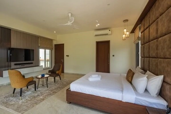 hotel in khandala, lonavala for couples - elivaas nimishka 5 bhk villa with pvt pool & garden