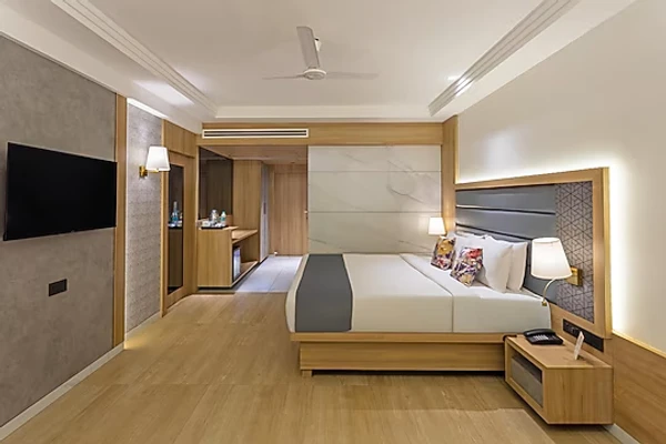 hotel near lonavala railway station - hill berry- a sovo hotel