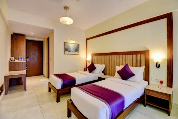 hotel with swimming pool in old mumbai pune road, lonavala - vits lonavala