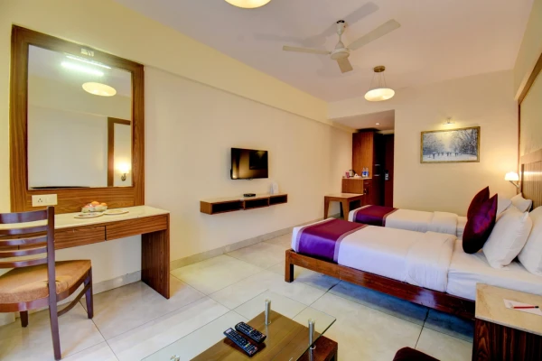 hotel with swimming pool in old mumbai pune road, lonavala - vits lonavala