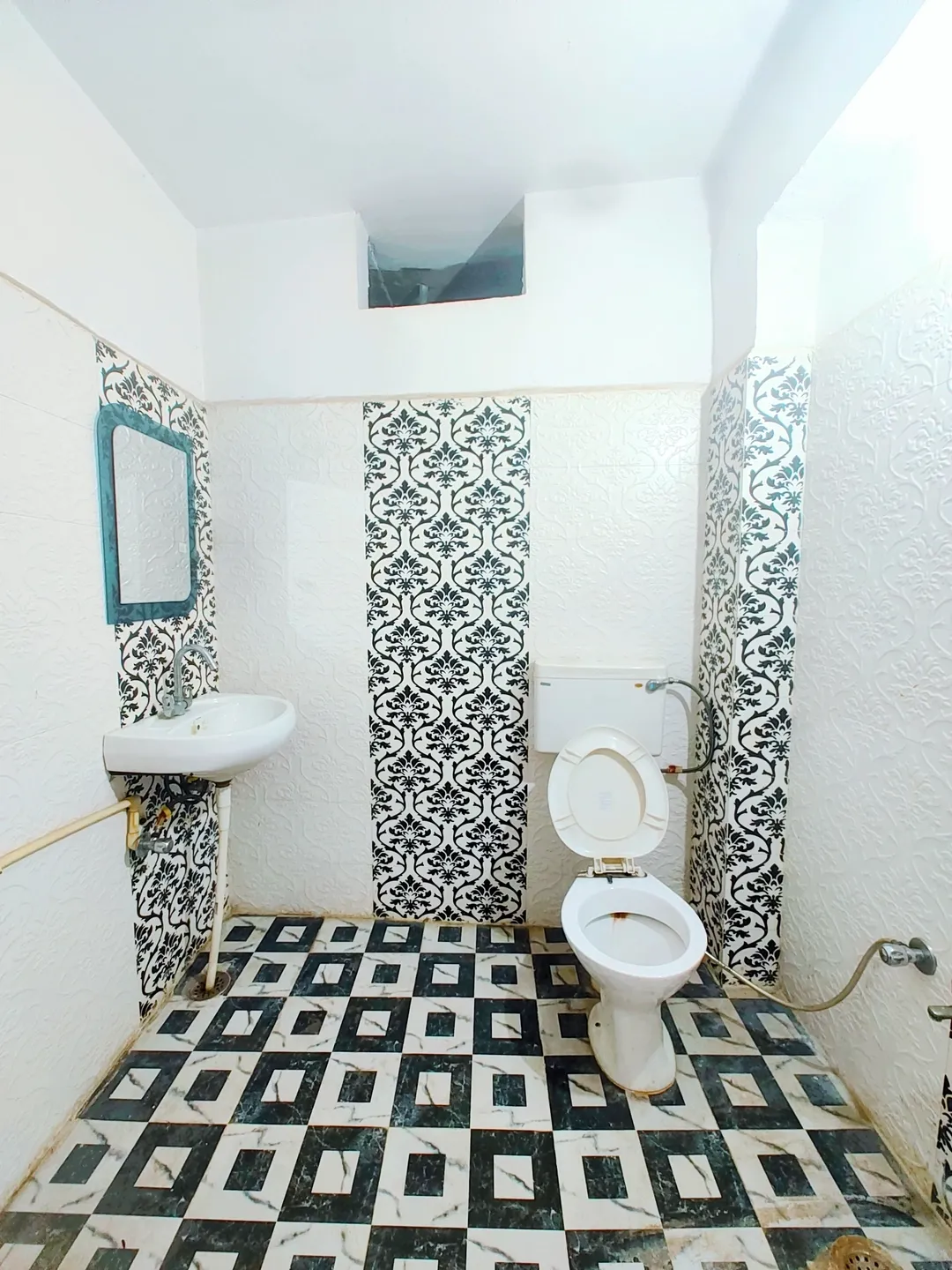 best 3 star hotels in hotel trilok inn lucknow