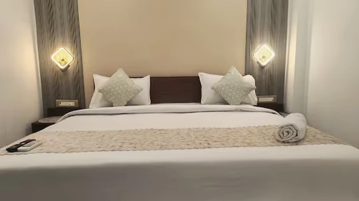 hotel with free parking in gomti nagar, lucknow - skyer inn rooms