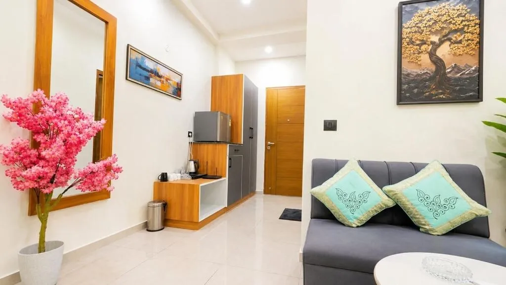 hourly stay in the suites inn studios lucknow