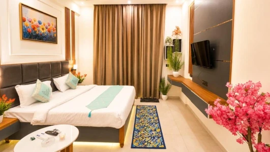 2 bedroom service apartment in hazratganj, lucknow - the suites inn studios