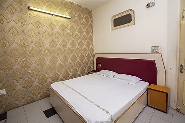 hotel with meeting room in pakhowal raod, ludhiana - hotel natraj