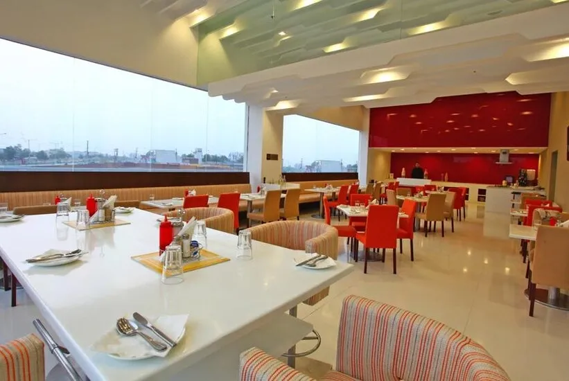 hotel with banquet hall in vikas nagar, ludhiana - keys select ludhiana by lemon tree hotels