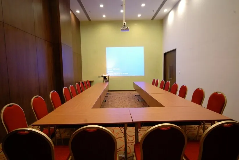 hotel with banquet hall in vikas nagar, ludhiana - keys select ludhiana by lemon tree hotels