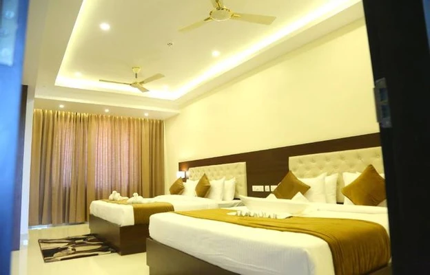 hotels for unmarried couples in hotel vsr grand madanapalle