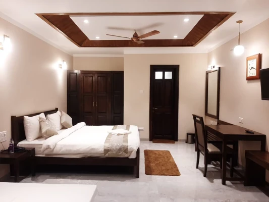 hotel near mahabaleshwar railway station - the byke sai cottage mahabaleshwar