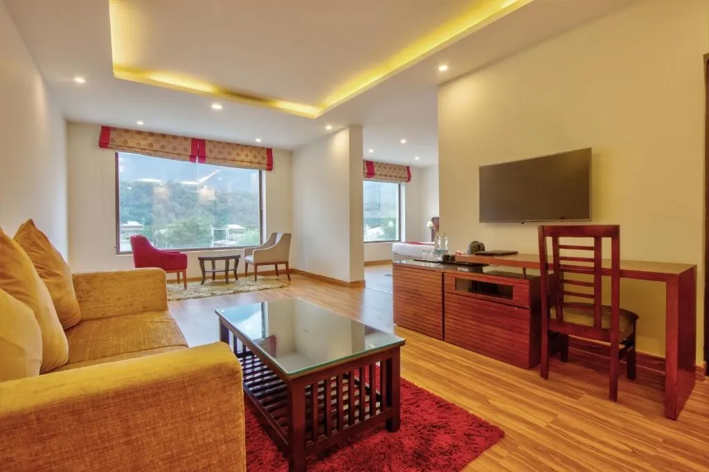 hotel in bahnu bridge, manali for family - span inn & suites by alivaa hotel manali