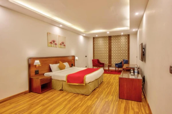 hotel with gym in bahnu bridge, manali - span inn & suites by alivaa hotel manali
