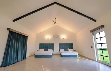 Hotel with bar in farrukhnagar, manesar - the ashoka farm manesar