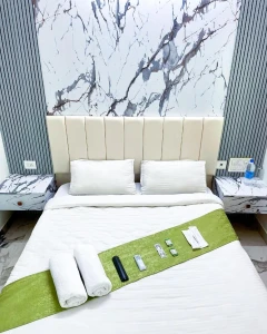 couple hotels in hotel heraa inn mangalore