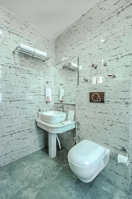 family hotel with pool in baldeyan, mashobra - alaya stays the ridgeview retreat amelia