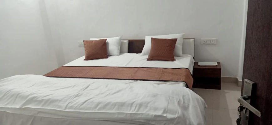 budget hotel in masani, mathura - brij dharm hotel