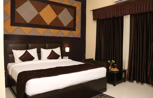 hotels for couple in genx mirzapur mirzapur