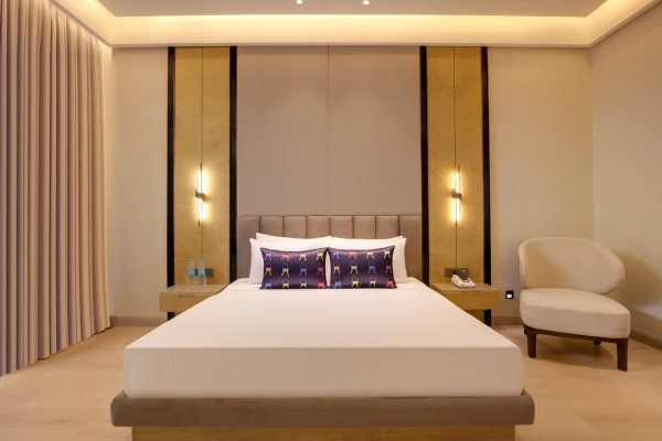 hotel in g.t road, moga for family - keys lite by lemon tree hotels moga