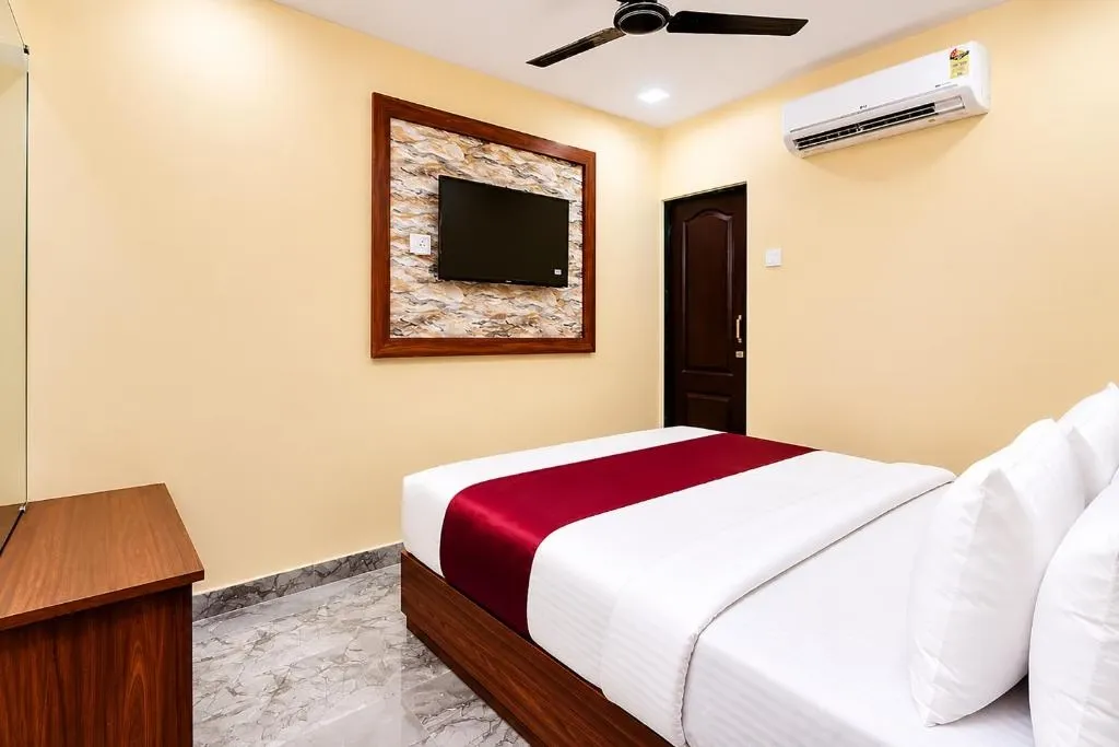 best hotels for few hours in aai om residency mumbai