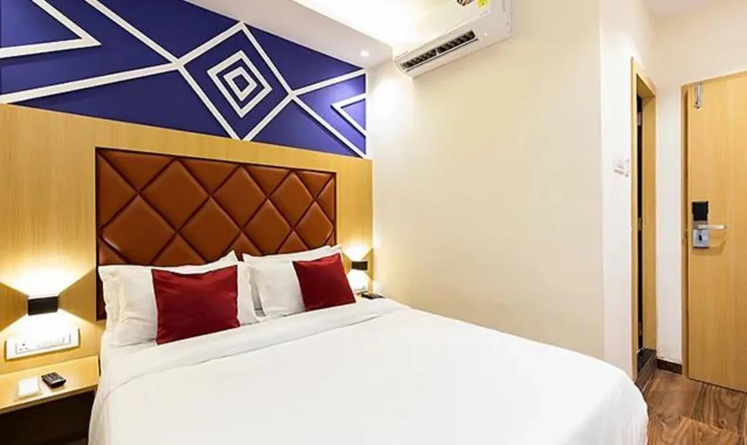 best early check in hotels in aarti residency mumbai
