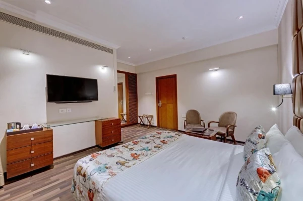 hotel with meeting room in khetwadi, mumbai - adiva residency beacon grant road