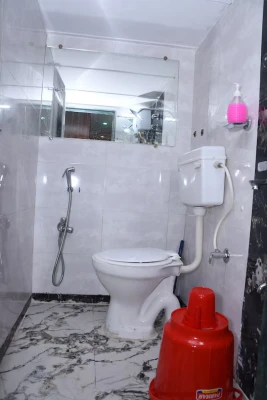 best 5 star hotels in airport cabin stay mumbai