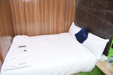 4 star hotels in airport cabin stay mumbai