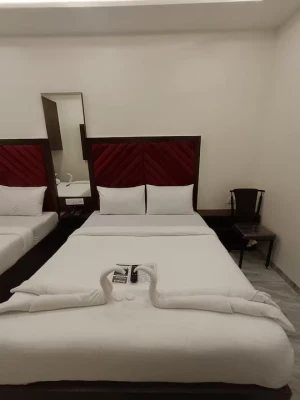 hotel with bar in andheri west, mumbai - ar residency versova