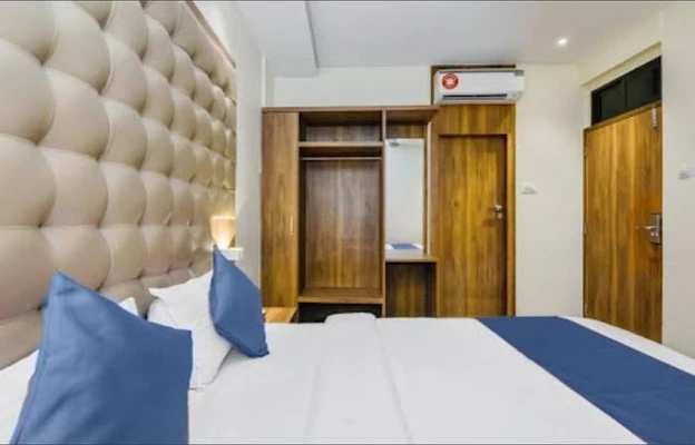 best hotel in art hotel mumbai