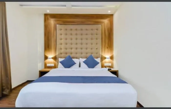 corporate hotels in art hotel mumbai