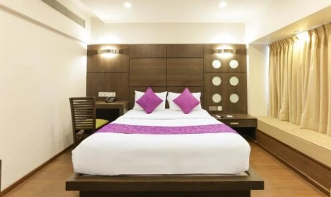 hotel with gym in marol, mumbai - comfort inn metropolis