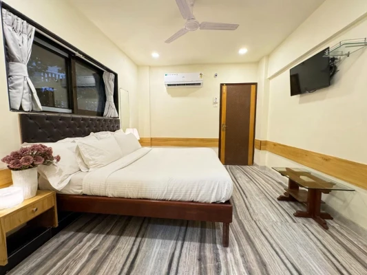 hotel with party hall in malad, mumbai - eco hotel