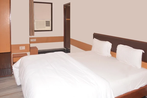 hotel room booking in malad, mumbai - eco hotel