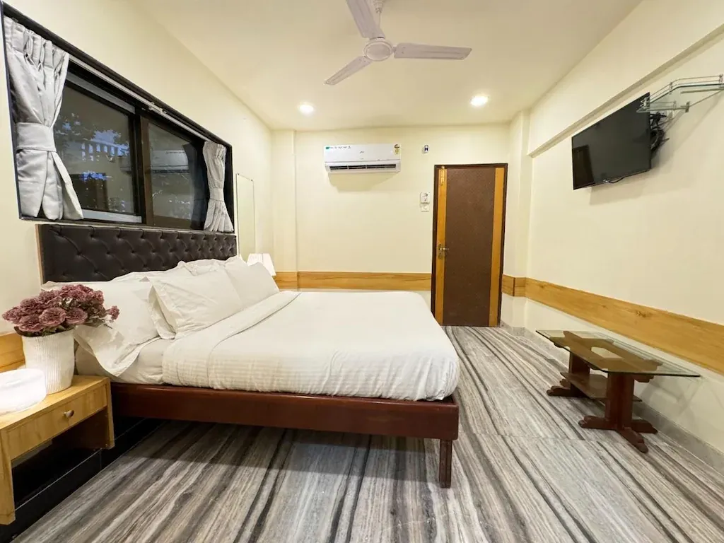 hotel with swimming pool in malad, mumbai - eco hotel