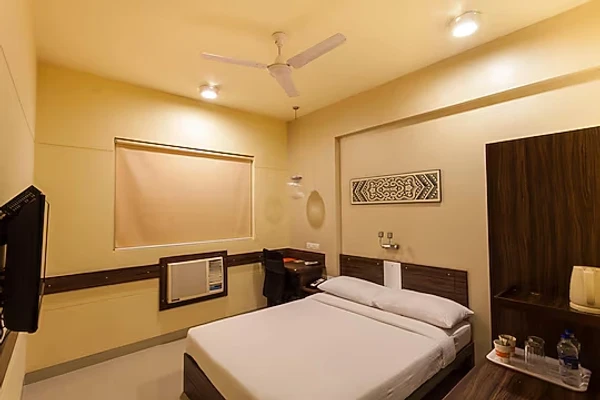 best romantic hotels in ginger mumbai mahakali mumbai