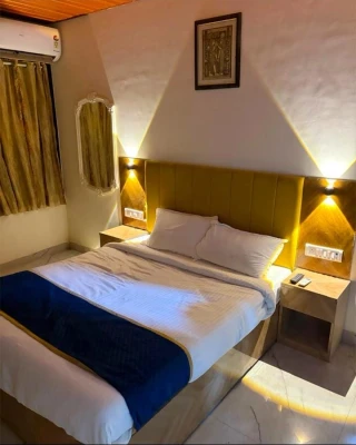 romantic hotels in hotel 7 heaven mumbai