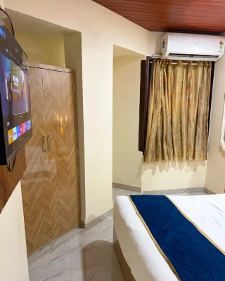 best business hotels in hotel 7 heaven mumbai