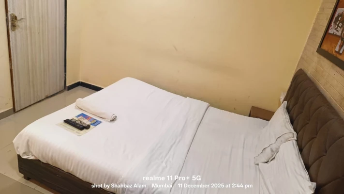 hourly stay hotels in hotel aksa mumbai