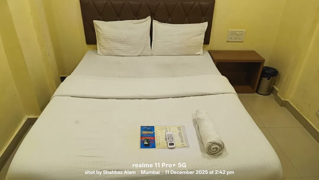 book hotels in hotel aksa mumbai