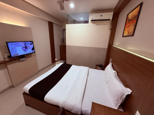 3 star hotel in thane, mumbai - hotel alka residency