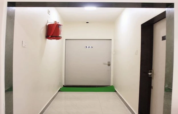 Hotel with banquet hall in andheri east, mumbai - hotel as suites