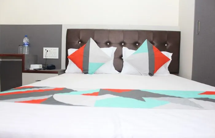 3 star hotels in hotel as suites mumbai