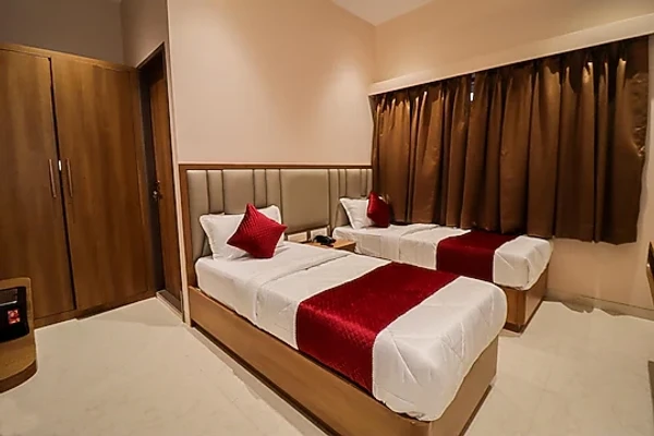 hotel with free parking in andheri, mumbai - hotel ascent star inn
