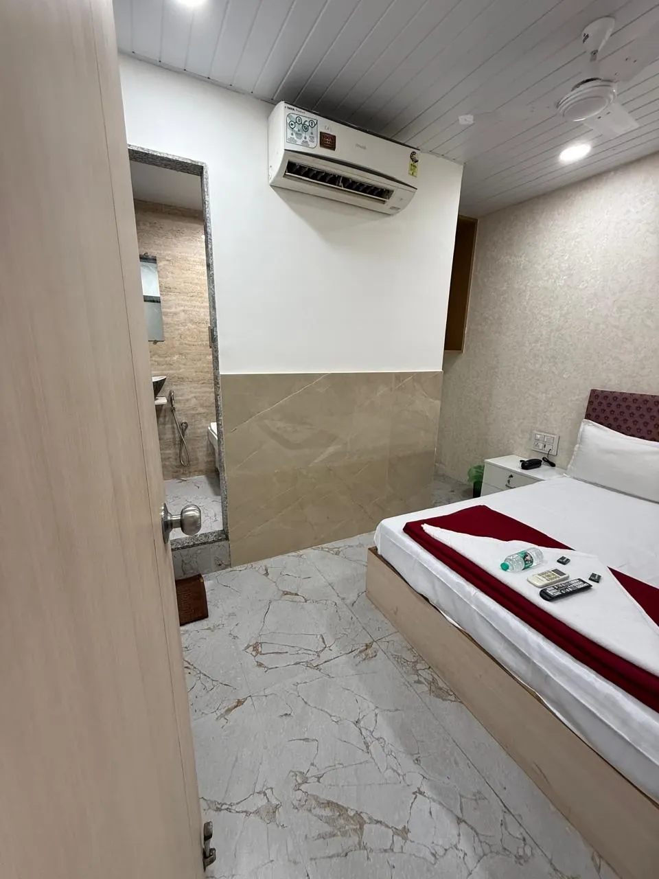 unmarried couple friendly hotels in hotel bala residency mumbai
