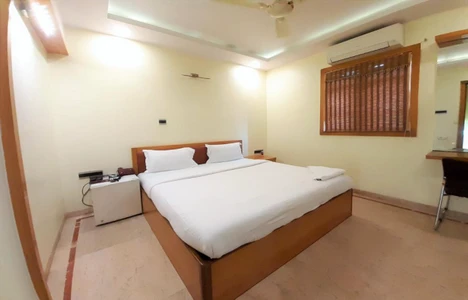 online room booking in andheri east, mumbai - hotel benzy palace