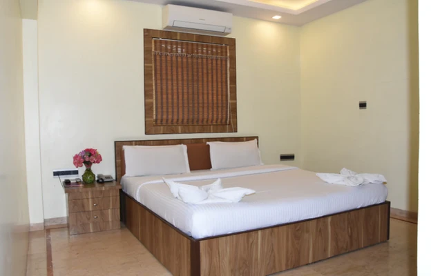 hourly stay in hotel benzy palace mumbai